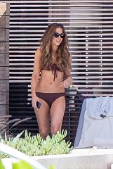 Los Cabos, MEXICO  - *EXCLUSIVE* - Kate Beckinsale, 46, flaunts her bombshell bikini body as she enjoys idyllic beach getaway in Los Cabos, Mexico. The actress sported a stunning chocolate colored two piece and was seen holding a copy of Gary Janetti's "Do you mind if I cancel?'' Shot on 12/01/19.

Pictured: Kate Beckinsale

BACKGRID USA 2 DECEMBER 2019 

BYLINE MUST READ: HEM / BACKGRID

USA: +1 310 798 9111 / usasales@backgrid.com

UK: +44 208 344 2007 / uksales@backgrid.com

*UK Clients - Pictures Containing Children
Please Pixelate Face Prior To Publication*