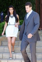 ©2011 RAMEY PHOTO 310-828-3445Los Angeles, October 04, 2011KIM KARDASHIAN AND KRIS HUMPHRIES ON THEIR WAY TO THE TONIGHT SHOW WITH JAY LENO.AFF (Mega Agency TagID: MEGAR65305_1.jpg) [Photo via Mega Agency]