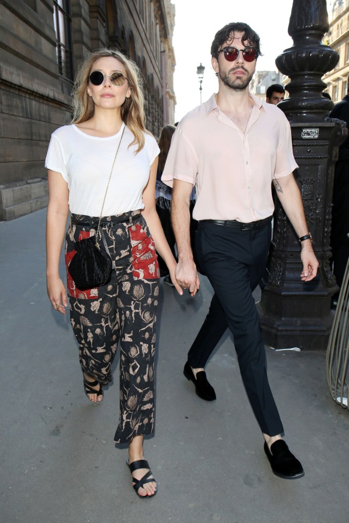 Elizabeth Olsen & Robbie Arnett in 2017