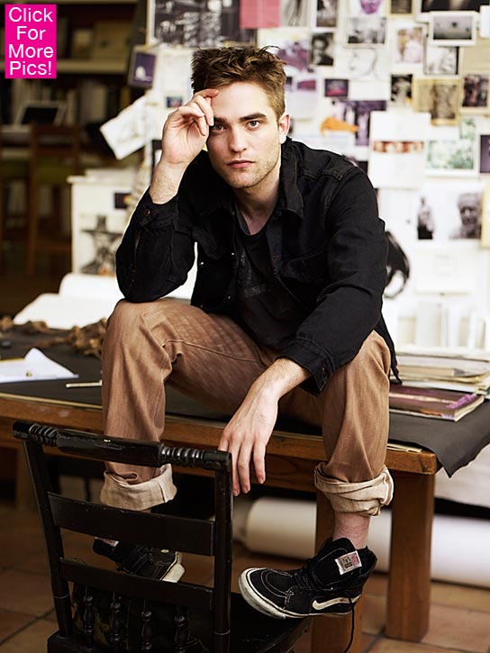 Robert Pattinson Pics