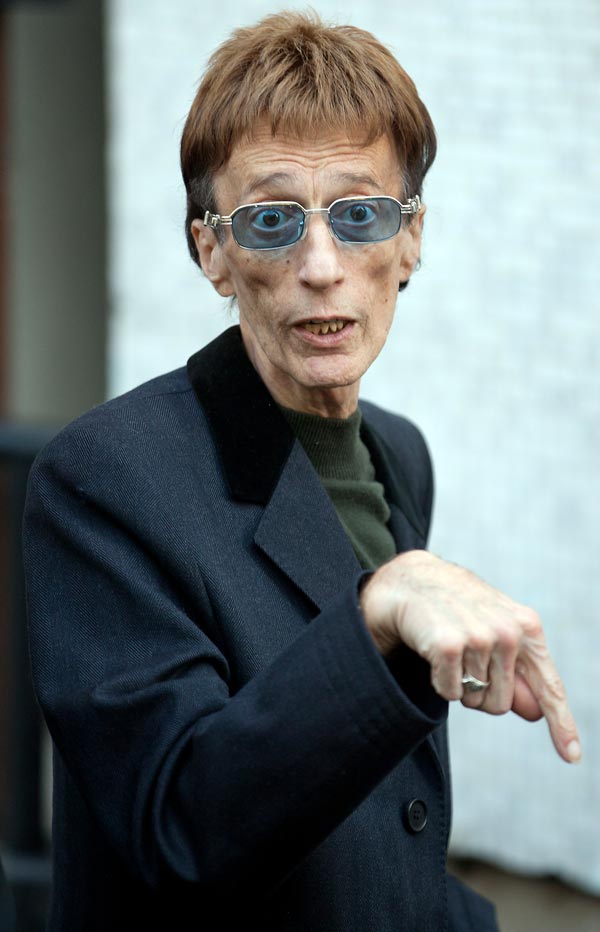 Robin Gibb Cancer Setback