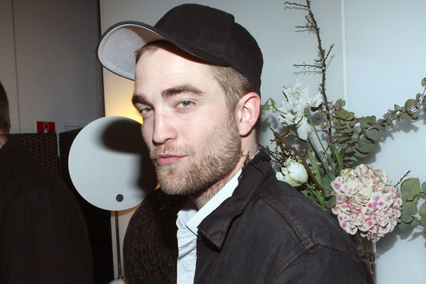 Robert Pattinson Nipple Lick Model