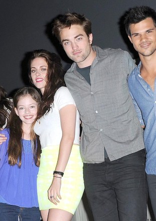 Kristen Stewart and Robert Pattinson