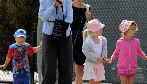 Blythe Danner grandkids