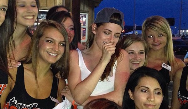 Kristen Stewart Hooters