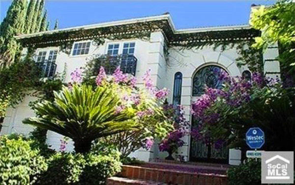 Robert Pattinson New Home