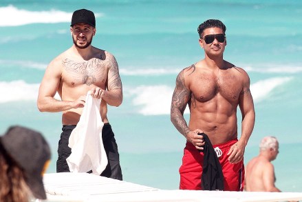 Cancun, MEXICO  - "Jersey Shore" alums Vinny Guadagnino and Pauly D have a little bromance and enjoy the sunshine in Cancun, Mexico.  The duo hopped on some jet skis for a little fun in the water, showing off their fit bodies.

Pictured: Vinny Guadagnino, Pauly D

BACKGRID USA 21 MARCH 2019 

USA: +1 310 798 9111 / usasales@backgrid.com

UK: +44 208 344 2007 / uksales@backgrid.com

*UK Clients - Pictures Containing Children
Please Pixelate Face Prior To Publication*