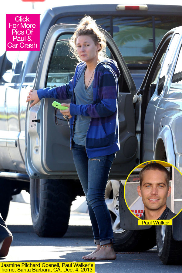 Paul Walker Girlfriend Cries