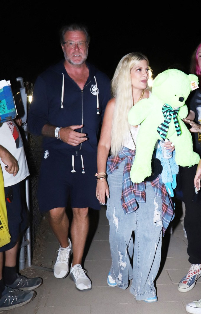 Tori Spelling & Dean McDermott In Malibu