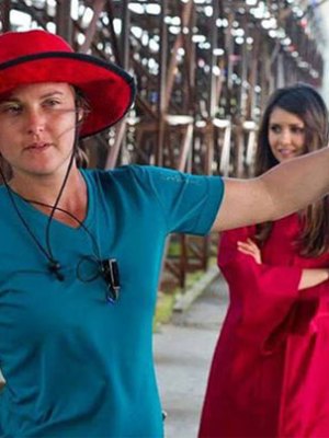 Vampire Diaries Sarah Jones Dies