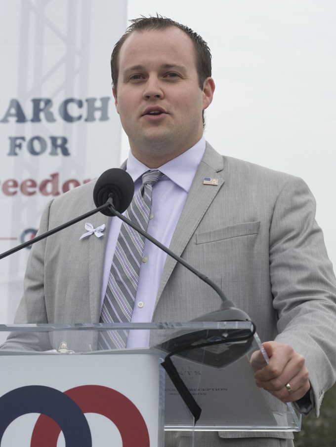 Josh Duggar Abuse Revelations (2015)