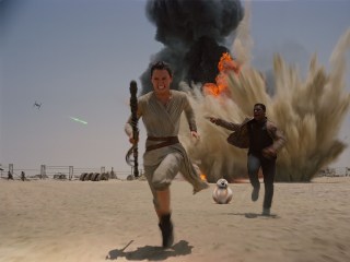 Editorial use only. No book cover usage.Mandatory Credit: Photo by Lucasfilm/Bad Robot/Walt Disney Studios/Kobal/Shutterstock (5886293ak)Daisy Ridley, John BoyegaStar Wars - The Force Awakens - 2015Director: J.J. AbramsLucasfilm/Bad Robot/Walt Disney StudiosUSAScene StillFantasyStar Wars - Episode VI - The Force AwakensStar Wars: Épisode VII - Le réveil de la Force