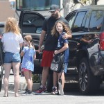 Los Angeles, CA - *EXCLUSIVE* - Former playmate Kendra Wilkinson stops by the market to pick up a few essentials before heading to her ex's place to pick up her kids on this Sunday afternoon. **SHOT ON 05/03/2020**Pictured: Kendra Wilkinson, Hank Baskett, Alijah Mary Baskett, Hank Baskett IVBACKGRID USA 4 MAY 2020 BYLINE MUST READ: RAAK / BACKGRIDUSA: +1 310 798 9111 / usasales@backgrid.comUK: +44 208 344 2007 / uksales@backgrid.com*UK Clients - Pictures Containing ChildrenPlease Pixelate Face Prior To Publication*