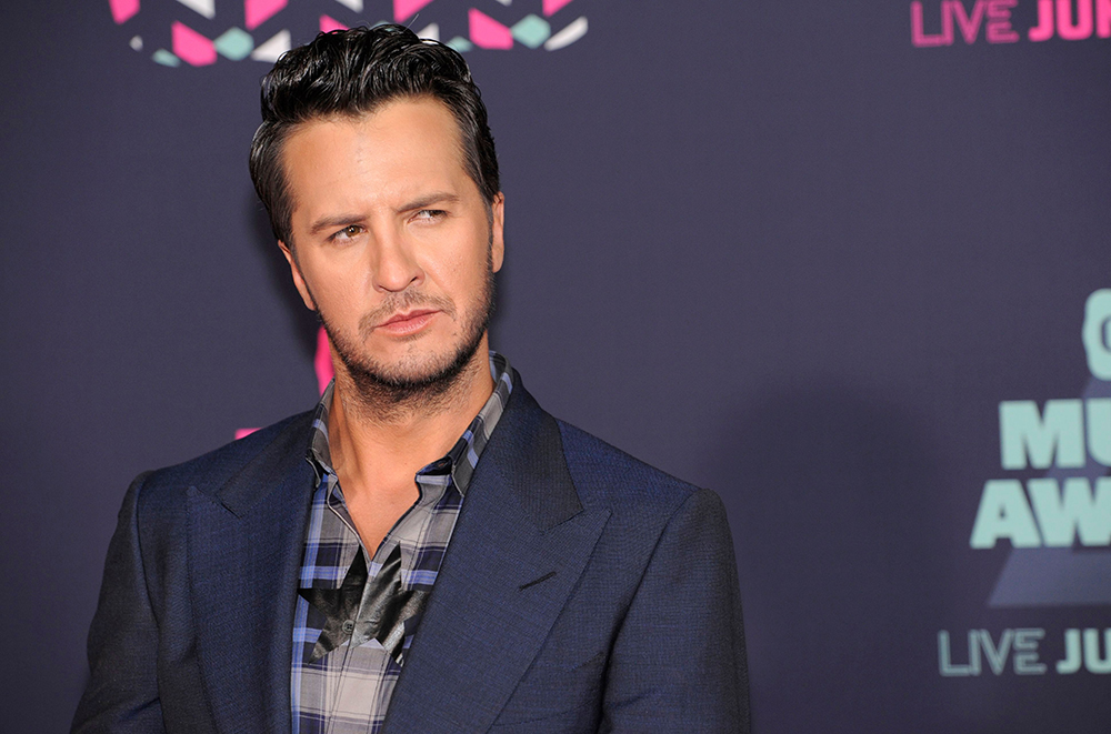 Luke Bryan arrives at the CMT Music Awards at the Bridgestone Arena, in Nashville, Tenn
2016 CMT Music Awards - Arrivals, Nashville, USA