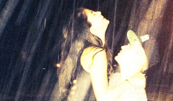 Justin Bieber & Selena Gomez's PDA