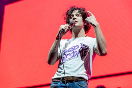 Matt Healy of The 1975 during the KROQ Absolut Almost Acoustic Christmas at Honda Center on December, 8 2019, in Anaheim, California (Photo by Daniel DeSlover/Sipa USA)(Sipa via AP Images)