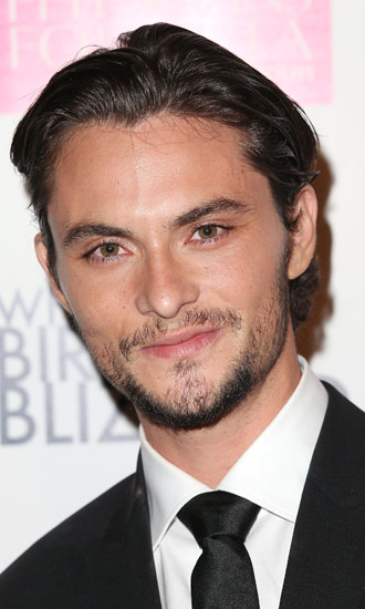 Shiloh Fernandez Bio