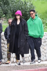 Pasadena, CA  - *EXCLUSIVE*  - Pregnant Jessie J covers up her growing baby bump in a black coat as she goes to the Rose Bowl Flea Market with her boyfriend Chanan Colman and friends on Sunday.
The "Price Tag" singer, 34, revealed on Friday that she is expecting in an emotional Instagram video set to her song "Sunflower."
"I am so happy and terrified to finally share this," she wrote showing a positive pregnancy test.

The news comes just a little over a year after the singer shared the devastating news that she had suffered a miscarriage. Jessie J gave an emotional, two-hour acoustic gig in front of around 200 fans at The Hotel Cafe in LA in November 2021 just a day after suffering a miscarriage, sharing the news with the audience gathered at the venue. During the intimate gig, Jessie spoke of how devastated she was and told how she had been told in 2015 that she would never have children.

Pictured: Jessie J, Chanan Colman

BACKGRID USA 9 JANUARY 2023 

USA: +1 310 798 9111 / usasales@backgrid.com

UK: +44 208 344 2007 / uksales@backgrid.com

*UK Clients - Pictures Containing Children
Please Pixelate Face Prior To Publication*