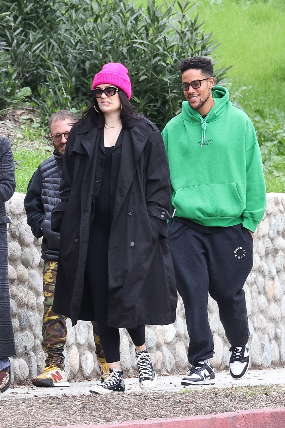 Jessie J BF Walk After Pregnancy Confirm BG