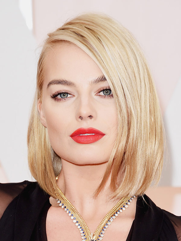 margot-robbie-oscars-2015-academy-awards