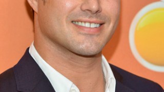 Taylor Kinney Celeb Profile