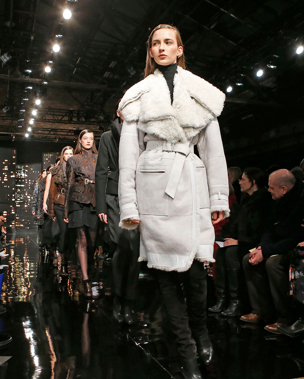 Models walk the runway during the the Donna Karan New York Fall 2015 fashion show in New York
Fashion Donna Karan New York Fall 2015, New York, USA