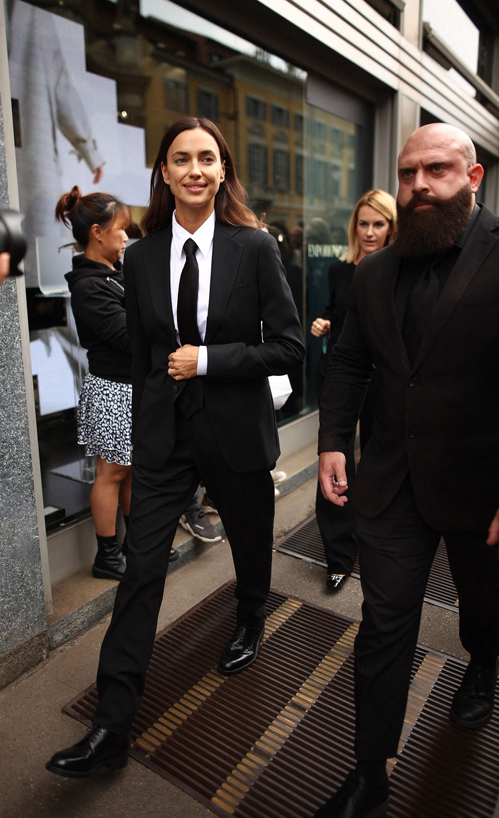 Irina Shayk arrives at the Armani show during Milan Fashion Week