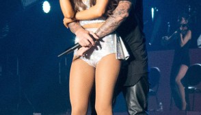 Ariana Grande Single