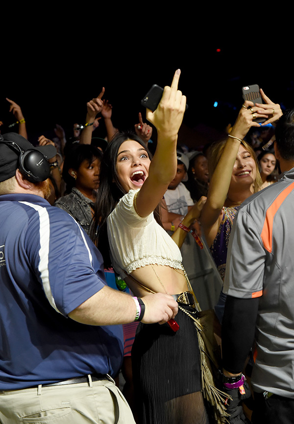 Kendall Jenner Middle Finger