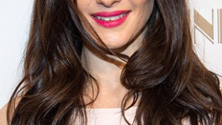 Rachel Weisz Celebrity Profile