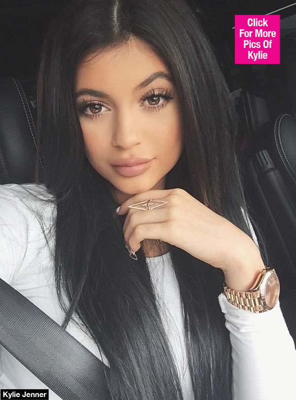 Kylie Jenner Selfies