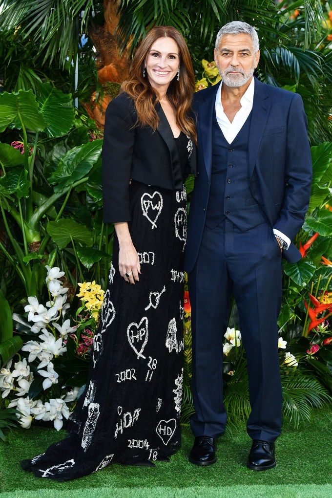 Julia Roberts & George Clooney At The ‘Ticket To Paradise’ Premiere