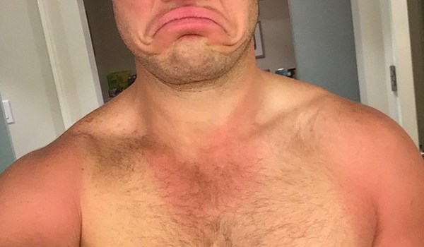 Adam DeVine Bulge