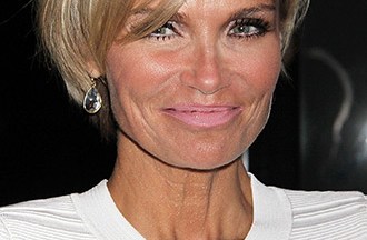 Kristin Chenoweth Celebrtiy Profile