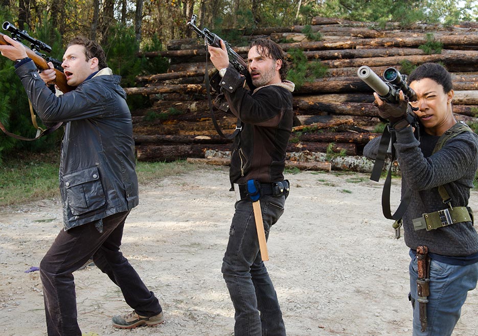 the-walking-dead-episode-616-rick-lincoln-935