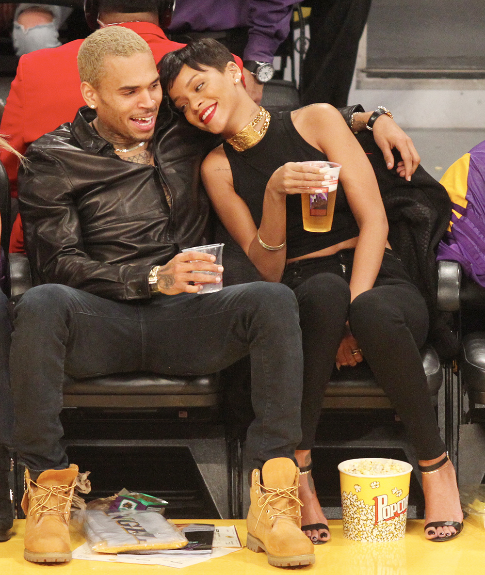 Chris Brown and Rihanna laugh and snuggle as they make  their 1st public appearance together since their very public break up as they attend the Los Angeles Lakers Vs The New York Knicks Basketball Game at the Staoles Center in Los Angeles, Ca

Pictured: Chris Brown and Rihanna,Chris Brown
Rihanna
Ref: SPL474572 261212 NON-EXCLUSIVE
Picture by: SplashNews.com

Splash News and Pictures
Los Angeles: 310-821-2666
New York: 212-619-2666
London: +44 (0)20 7644 7656
Berlin: +49 175 3764 166
photodesk@splashnews.com

World Rights