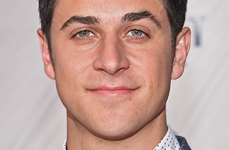 David Henrie Celebrity Profile