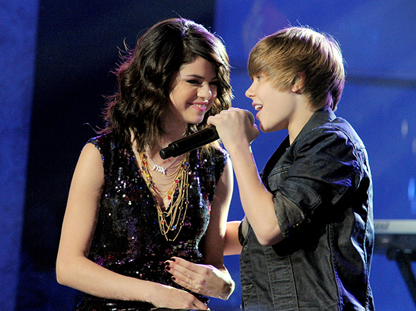 Justin Bieber Selena Gomez Lived Together