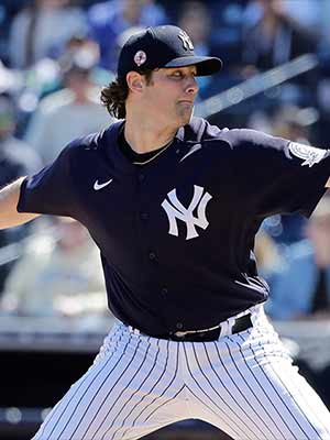 Yankees relief pitcher