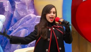 Sofia Carson's Thanksgiving Parade Performance