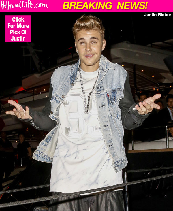 Justin Bieber Pulls Pants Down