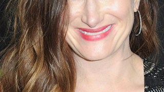 Kathryn Hahn Bio