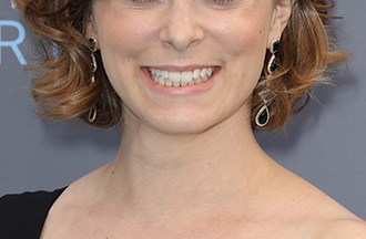 Rachel Bloom Celebrity Profile