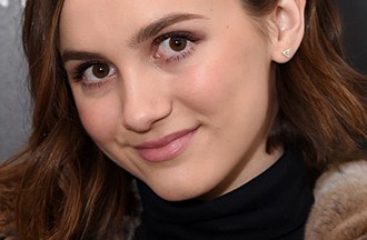 Maude Apatow Celebrity Profile