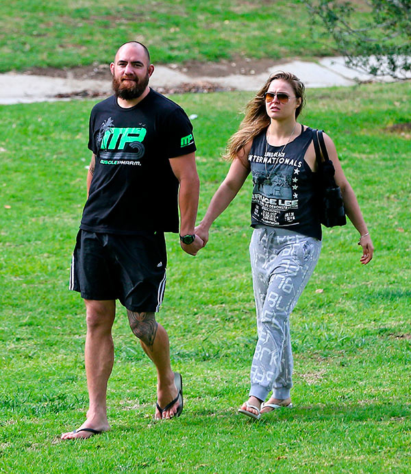 Ronda Rousey Travis Browne Getting Married