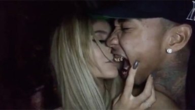 Tyga Seduces Kylie Jenner