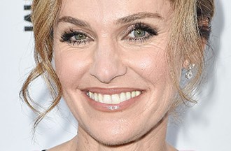 Amy Brenneman Celebrity Profile