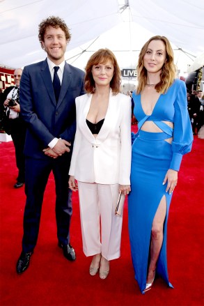 Jack Henry Robbins, Susan Sarandon, Eva Amurri
The 22nd Annual Screen Actors Guild Awards, Arrivals, Los Angeles, America - 30 Jan 2016
WEARING MAX-MARA