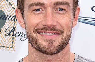 Robert Buckley Bio