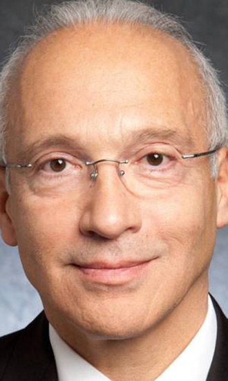 Gonzalo Curiel Celebrity Bio